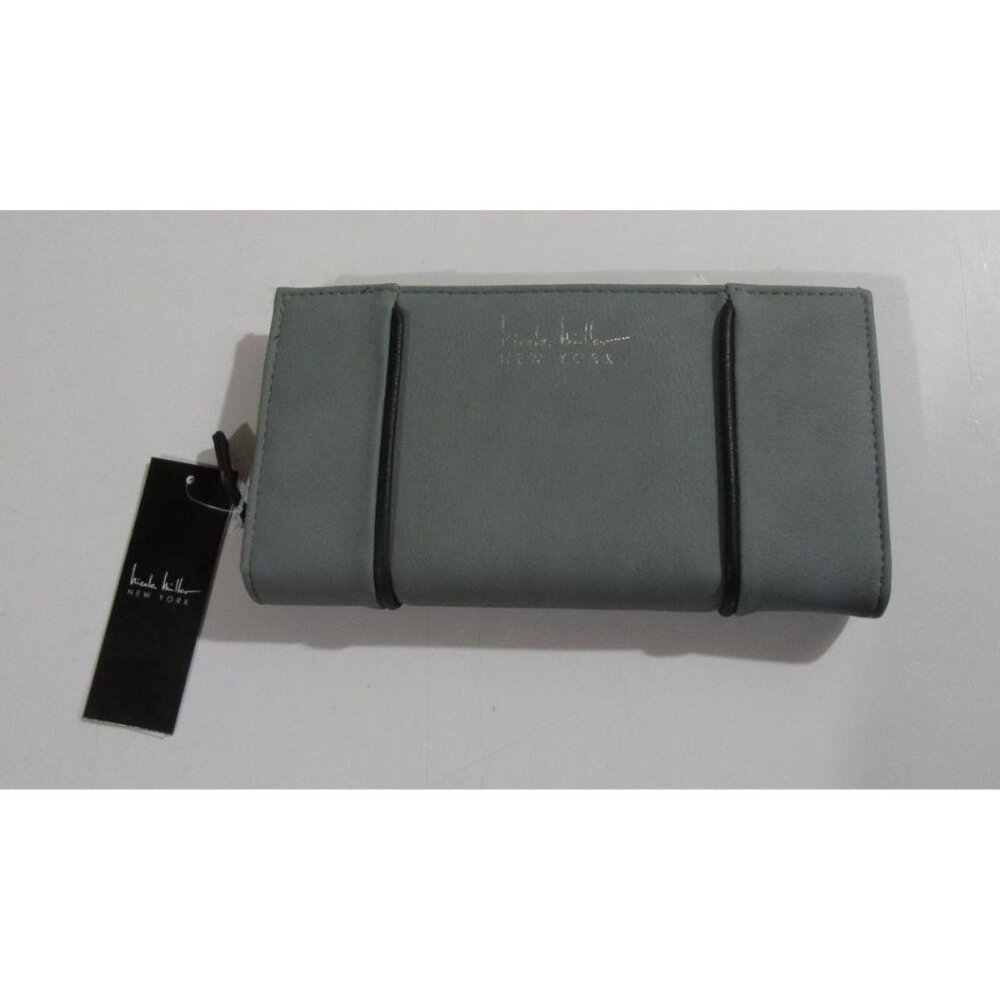 Nicole Miller Womens Nola Wallet NWT Celedon